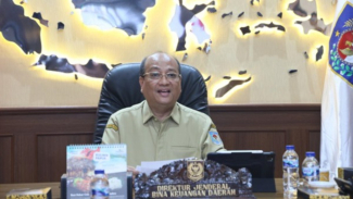 Dirjen Bina Keuda Kemendagri, Horas Maurits Dirjen Bina Keuda Kemendagri, Horas Maurits