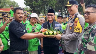 Buruh Lampung Tengah suarakan haknya, Bupati respon cepat Buruh Lampung Tengah suarakan haknya, Bupati respon cepat