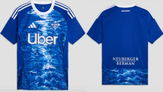 Dirancang Didit Hediprasetyo, Jersey Kandang Como 1907 Musim 2025/26 Berapa Harganya?