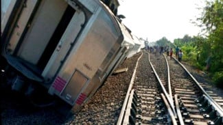 4 KA Tempuh Rute Memutar Imbas Argo Bromo Anggrek Anjlok di Pegadenbaru