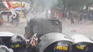 Pati Membara, Mobil Polisi Dibakar hingga Kantor Pemkab Jebol