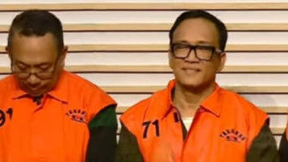 Air Mata dan Senyum Misterius Wamenaker Noel Usai Jadi Tersangka KPK