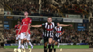 Manchester United Dipermalukan Klub Divisi Keempat, Tersingkir dari Piala Liga Inggris
