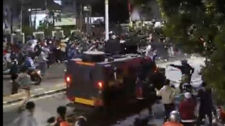 IPW Bongkar Aksi Brutal Brimob: Ojol Affan Tewas Dilindas Rantis Tanpa Komando