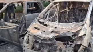 Demonstran Bakar 9 Mobil Dekat Markas Brimob, Sebagian Punya Polisi, Begini Situasinya