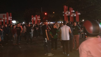 Momen Pedagang UMKM di Pontianak Marahi Polisi Gegara Gas Air Mata