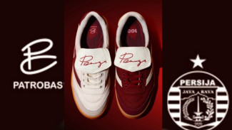 Persija x Patrobas Ultras! Sepatu Harian Bernuansa Sepatu Bola, The Jakmania Harus Punya Nih