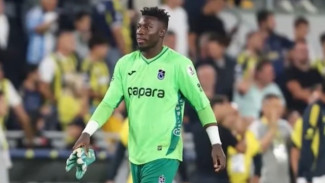 Lagi-lagi Buangan Manchester United Tampil Memukau, Andre Onana Kini Jadi Idola Baru di Turki