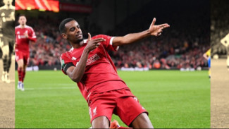Debut Gol Isak Warnai Kemenangan Dramatis Liverpool atas Southampton