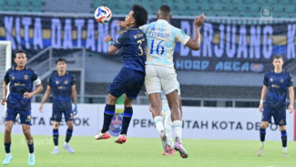 Cedera Mengerikan di Liga 2: Wonderkid Persikad Gegar Otak Usai Duel Udara