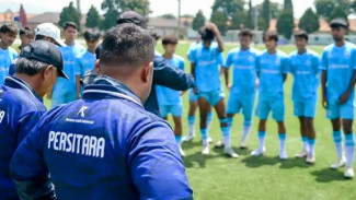 Dilatih Robby Darwis, Persitara Uji Coba Lawan Persib U20, Segini Skornya