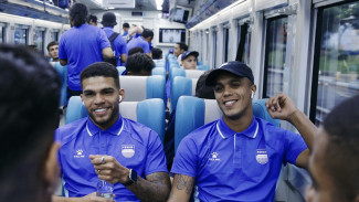 Persib Naik Kereta Hadapi Tantangan PSBS Biak di Stadion Maguwoharjo