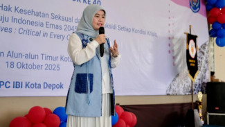 Cing Ikah Ajak Bidan Jadi Pelopor Perlindungan Perempuan dan Anak