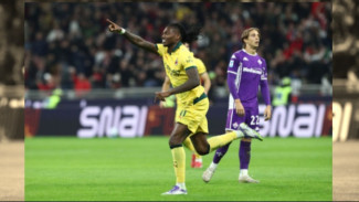 Leao Ngamuk! Dua Gol dan Drama VAR Antar AC Milan Kuasai Puncak Serie A