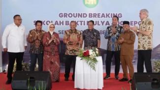 Hadiri Ground Breaking Sekolah Bakti Mulya 400 Depok, Bang Supian: Alhamdulillah....
