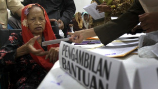 BLT Rp 900 Ribu Cair Hari Ini, Menkeu Purbaya: Kita Kaya Kok, Jangan Anggap Miskin!