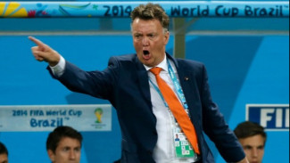 Bukan Latih Timnas Indonesia, Oalah Ternyata Ini Pengumuman dari Louis van Gaal