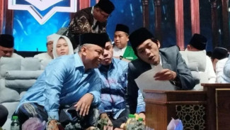 Ketika Supian Suri Ngaji Bareng Gus Iqdam di Balaikota Depok, Mohon Doanya, Mudah mudahan....