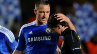 Kisah John Terry Nyaris Tidur di Jalan Gegara Kaos Messi, Tertolong Berkat Kerendahan Hati La Pulga