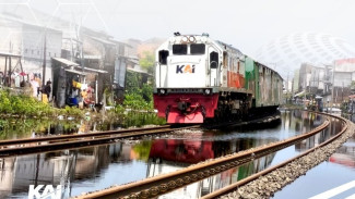 Genangan Air di Rel Semarang Tawang-Alastua Surut, Taspat Kereta Api Jadi 20 Km/Jam
