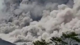 Kondisi Terkini Erupsi Gunung Semeru, Status Naik Jadi Waspada, Ratusan Orang Terjebak di Ranu Kumbolo