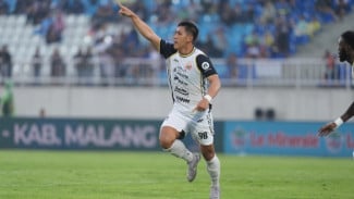 Persija Bersinar Berkat Eksel Runtukahu, Calon Mesin Gol Timnas Indonesia