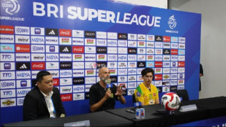 Kalah dari Arema FC, Eduardo Perez Terancam Didepak dari Persebaya: Kami akan Berjuang!