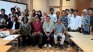 Ketimpangan Maluku Utara, Mantan Rektor Unkhair Minta Prabowo Bebaskan Biaya Pendidikan Mahasiswa