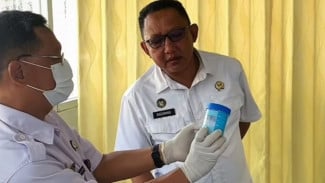 Perketat Keamanan Jelang Nataru, 72 Pegawai Lapas Surabaya Jalani Tes Urine Dadakan, Ini Hasilnya!