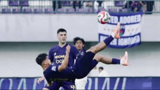 Gol Salto Hokky Caraka Dinobatkan Terbaik Pekan 15, Striker Muda Persita Kian Matang