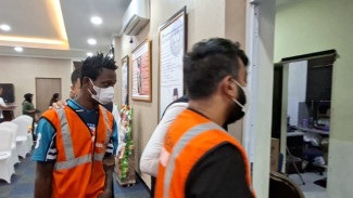 Margonda Jadi ‘Tempat Nyaman’ WNA, Imigrasi Depok Deportasi 243 Orang Overstay