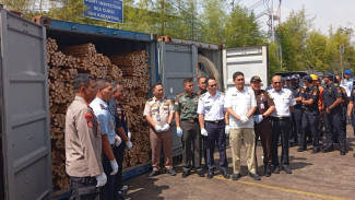 Bea dan Cukai Kalbagbar Gagalkan Penyelundupan Rotan 58,3 Ton ke Tiongkok