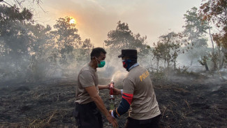 Kebakaran Hutan dan Lahan Melanda Kubu Raya, Kabut Asap Mulai Menebal