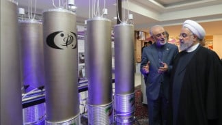 Ancaman AS Meningkat, Parlemen Iran Siap Produksi Bom Nuklir Skala Besar?