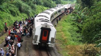 Update Anjlokan KA Bangunkarta di Stasiun Bumiayu, Jalur Hulu dan Hilir Sudah Bisa Dilintasi