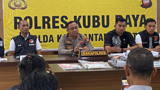 Polisi Bekuk Oknum Mahasiswa Diduga Akan Selundupkan Narkoba 610 Gram di Area Bandara Supadio Pontianak