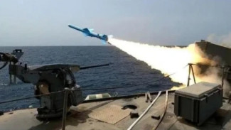 Selat Hormuz Jadi Arena Baku Hantam AS vs Iran, Keduanya Saling Klaim Kemenangan, Pelabuhan UEA Terbakar?