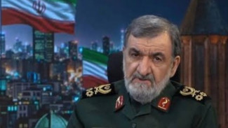 Ancaman Trump Soal Serangan Skala Besar Batal, eks Panglima Tertinggi IRGC: Tidak Konsisten dan Pengecut?