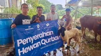Momentum Idul Adha, Dmall Salurkan Hewan Kurban untuk Warga Depok