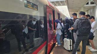 Puncak Arus Balik Long Weekend, KCIC Prediksi Kereta Cepat Whoosh Diserbu 20 Ribu Penumpang: Setengahnya dari Bandung