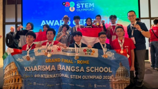 Wow! Pelajar Sekolah Kharisma Bangsa Borong 30 Penghargaan di STEM Olympiad 2026 Roma