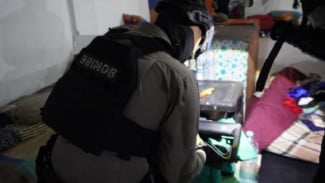Polisi Beberkan Modus Petugas Rutan Depok Antar Pesanan Sabu untuk Napi: Pakai Botol Deodoran, Lalu....