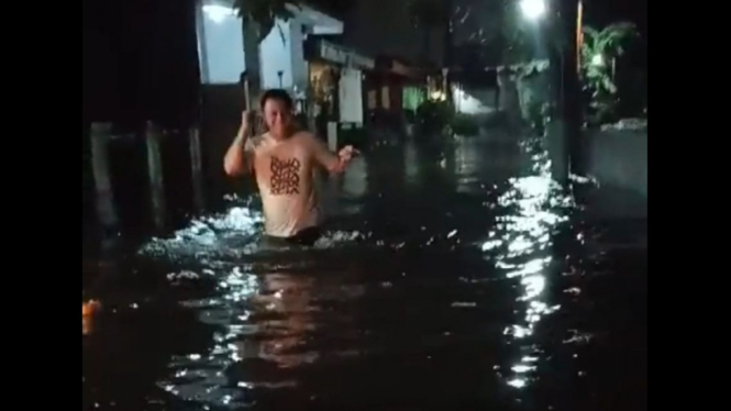 banjir di perumahan Tirta Mandala, Sukamaju, Cilodong Depok