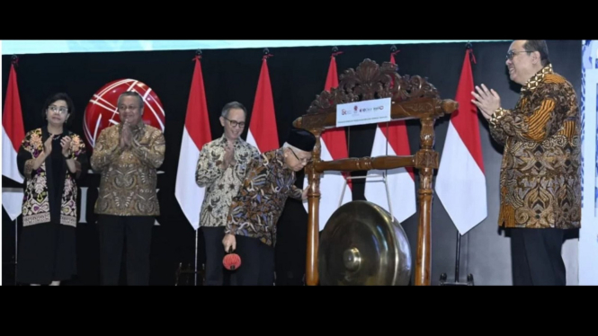 Ma’ruf Amin menghadiri pembukaan perdagangan Bursa Efek Indonesia