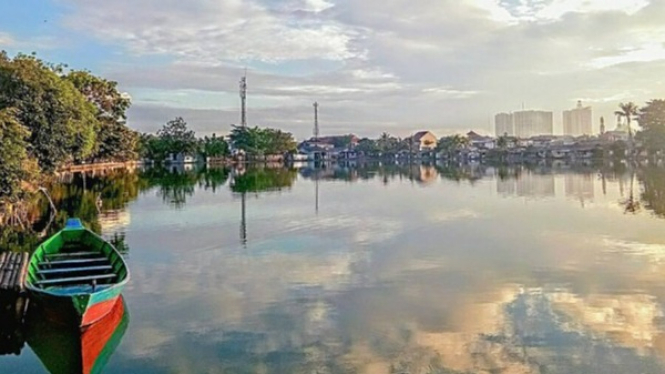 Situ Rawa Besar, salah satu destinasi wisata Depok