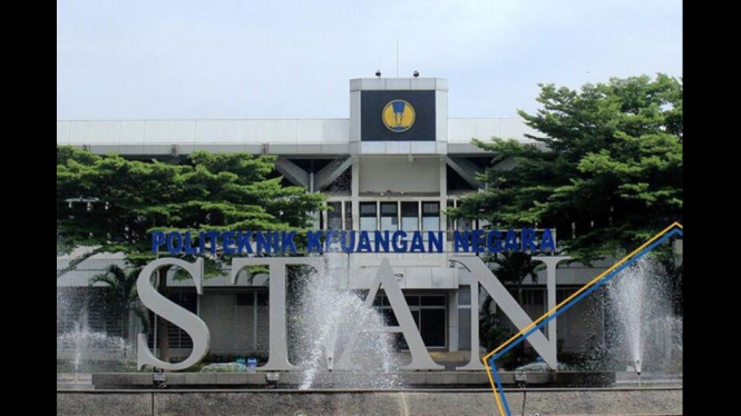 Politeknik Keuangan Negara STAN.