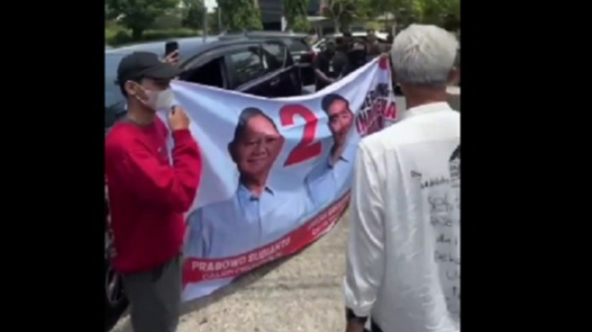 Momen Ganjar temui pendukung Prabowo