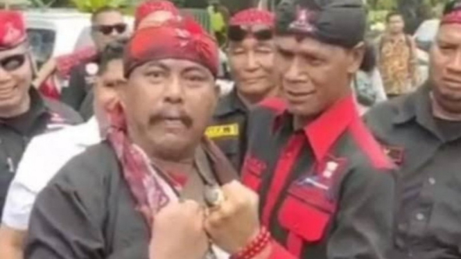 Potret Panglima Madas dan Hercules