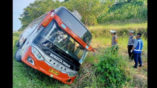 Kecelakaan bus.