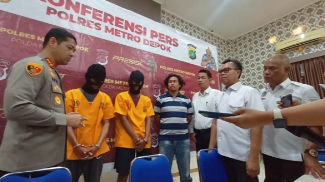 Dua kurir narkoba modus bungkus permen diringkus di Depok